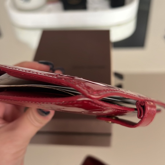Louis Vuitton Red Vernis Agenda PM with Box🔥🔥🔥 - Picture 7 of 16